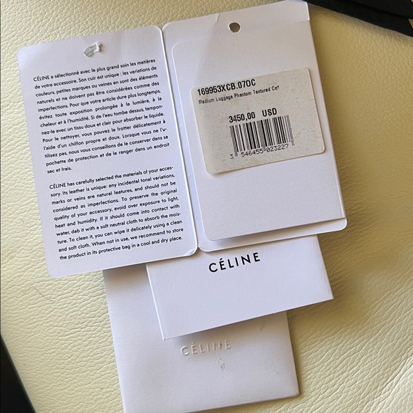 Céline Medium Phantom Bag Textured Calf, Dark Blue Gold Hardware - Picture 15 of 16